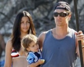 Мэттью МакКонахи растит серфера