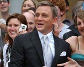 Дэниэл Крейг учит... русский