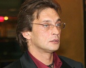 Домогаров не приедет на похороны сына