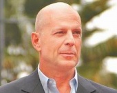 Брюс Уиллис чуть не лишил жизни актрису
