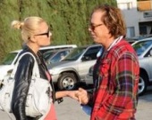 СМИ приписали Микки Рурку не ту невесту