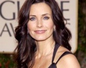 Кортни Кокс собирает деньги