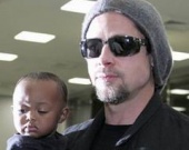 Дочь Джоли очень больна