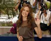 Джоли благодарна беременности