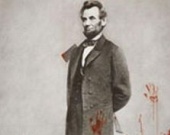 Бекмамбетов отправит Линкольна охотиться на вампиров