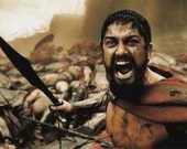"300 спартанцев" удерживают первенство