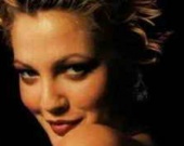 Дрю Берримор попыталась придать себе томный вид (ФОТОРЕПОРТАЖ)