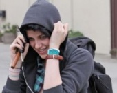 Кристен Стюарт прячется от папарацци