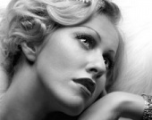 Ксюша Собчак как Марлен Дитрих...