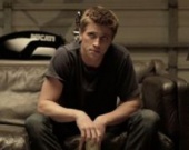 Гаррет Хедланд отправляется в "Дорогу"