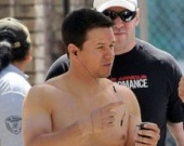 Марк Уолберг начал съемки в двух фильмах