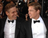 Клуни призывает оказать давление на Мьянму