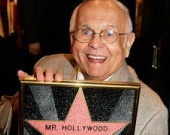 Умер почетный мэр и посол доброй воли Голливуда Джонни Грант