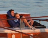 Как провел День Святого Валентина Шайа ЛаБаф