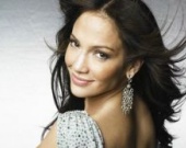 Дженнифер Лопес побывает "За бортом"