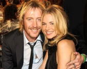 Сиенна осталась одна