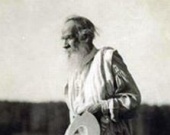 Потомкам Льва Толстого представили фильм о великом предке