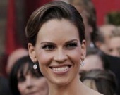 Хиллари Свонк вытащит брата из тюрьмы