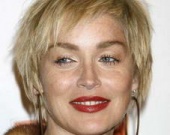 Шэрон Стоун в роскошных мехах (ФОТОРЕПОРТАЖ)