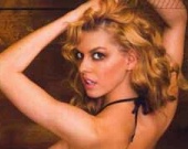 Дочь Д’Артаньяна в непристойном виде