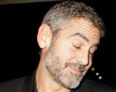 Джордж Клуни воровал рождественские елки