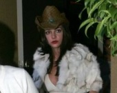 Бритни Спирс играет в ковбойку (ФОТОРЕПОРТАЖ)