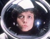 Сигурни Уивер готова помочь с приквелом "Чужого" Сигурни Уивер готова помочь с приквелом "Чужого"