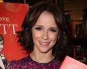 Дженнифер Лав Хьюитт попала в сети альфонса