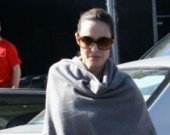 Джоли не любит День Влюблённых