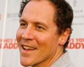 Джон Фавро пообещал "кровавую баню" летом 2011 года