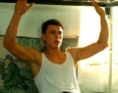 Голый торс красавчика Игоря Петренко