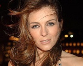 Лиз Херли опять в бикини