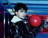 Гарри Поттер гоняет шары