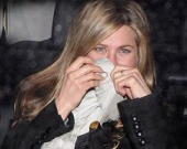 Дженнифер Анистон думает о детях