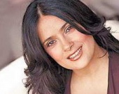 Сальма Хайек "утерла нос" наглым папарацци