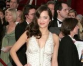 Марион Котийяр стала певицей