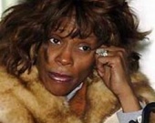 Кокаин довел Уитни Хьюстон до ручки