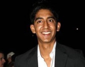 "Миллионер из трущоб" сыграет в настоящем шоу "миллионеров"