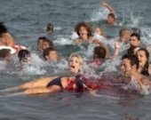 Пираньи снова выплывут на экраны