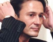 Жена Меньшикова скрывает беременность?