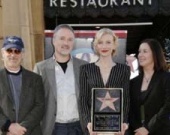 Кейт Бланшетт получила звезду на "Аллее славы"