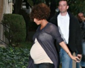 Холли Берри сделала себе тату (ФОТОРЕПОРТАЖ)