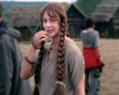 Анна Снаткина нарастила себе косы