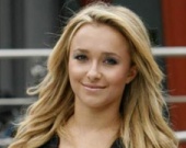 Звезда "Героев" назвала Пэрис Хилтон гением