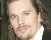 Итан Хоук женился?