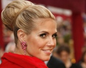 "Оскар": женщины в красном (ФОТОРОПОРТЕЖ)