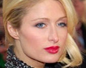 Пэрис оклеветали