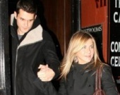 Энистон и Мэйер снова вместе