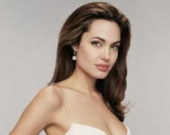 Одна из самых красивых актрис в США - Анджелина Джоли (ФОТОРЕПОРТАЖ)