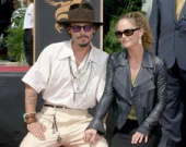 Ванесса Паради преследует Джонни Деппа Ванесса Паради преследует Джонни Деппа